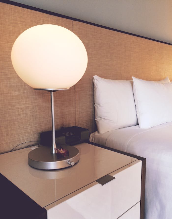 pexels-photo-279805 Silver and White Desk Lamp Beside Bed